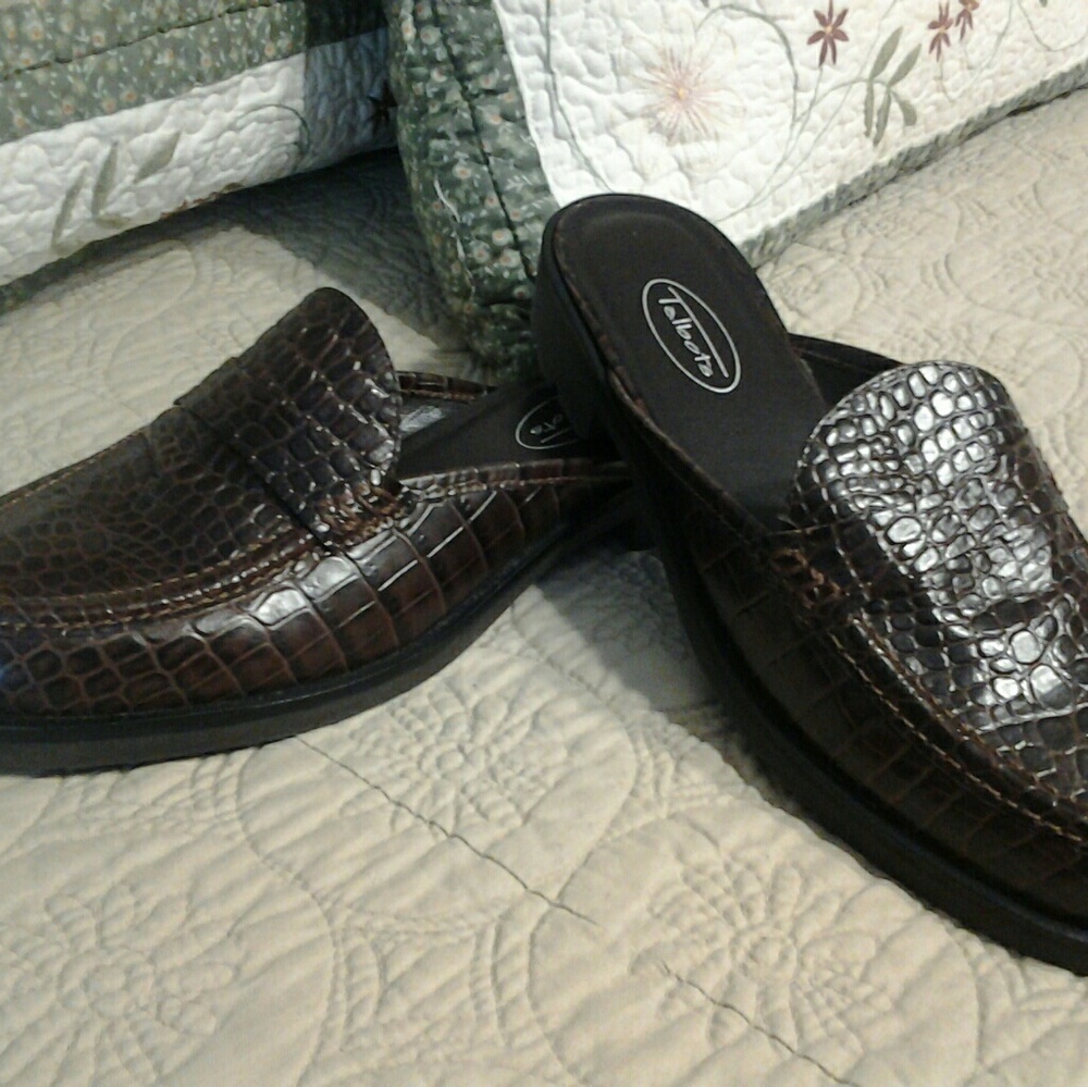 TALBOTS NEW LADIES BLACK /BROWN SLING LOAFERS, 7AA - Picture 5 of 8