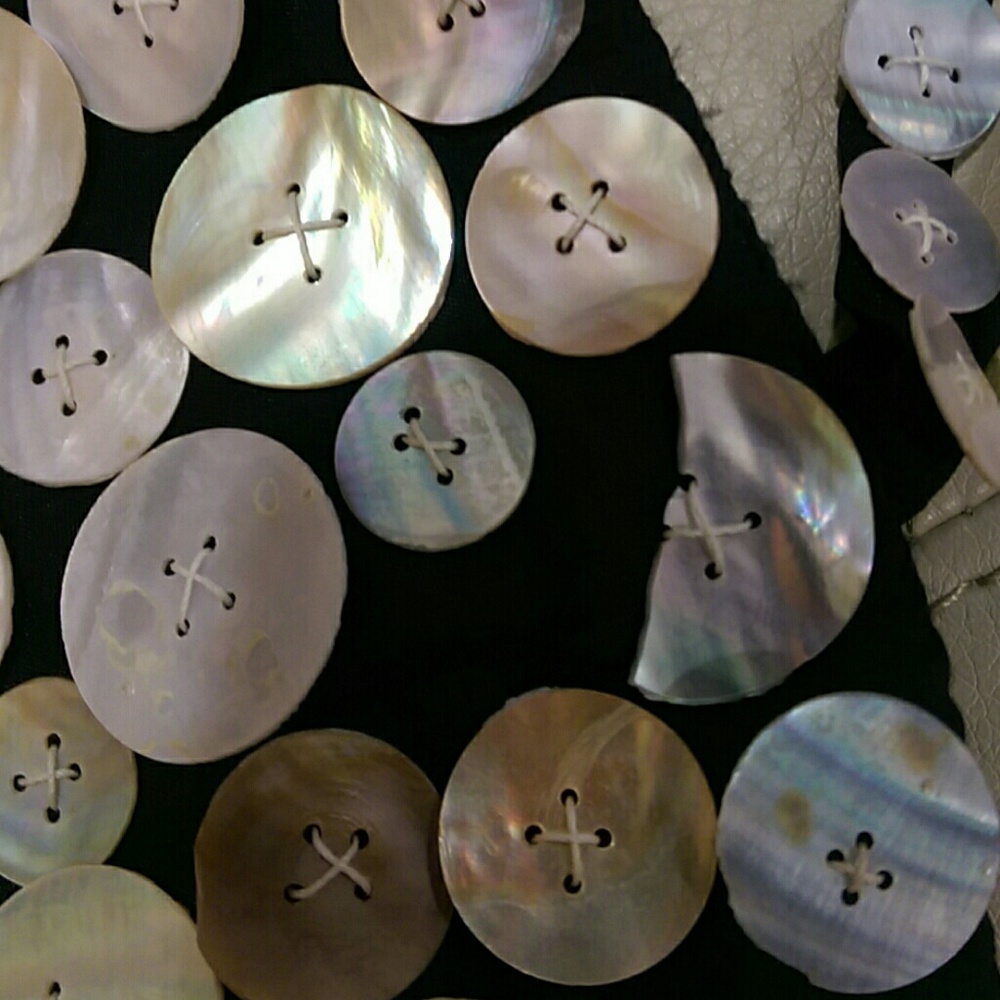 Evening Button Purse - Picture 5 of 8