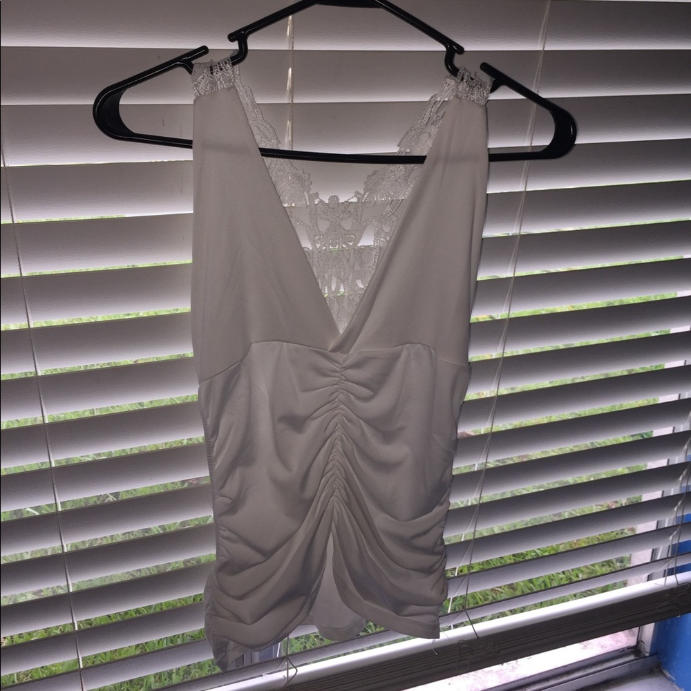 BRAND NEW 🐥 // White Tank Top.