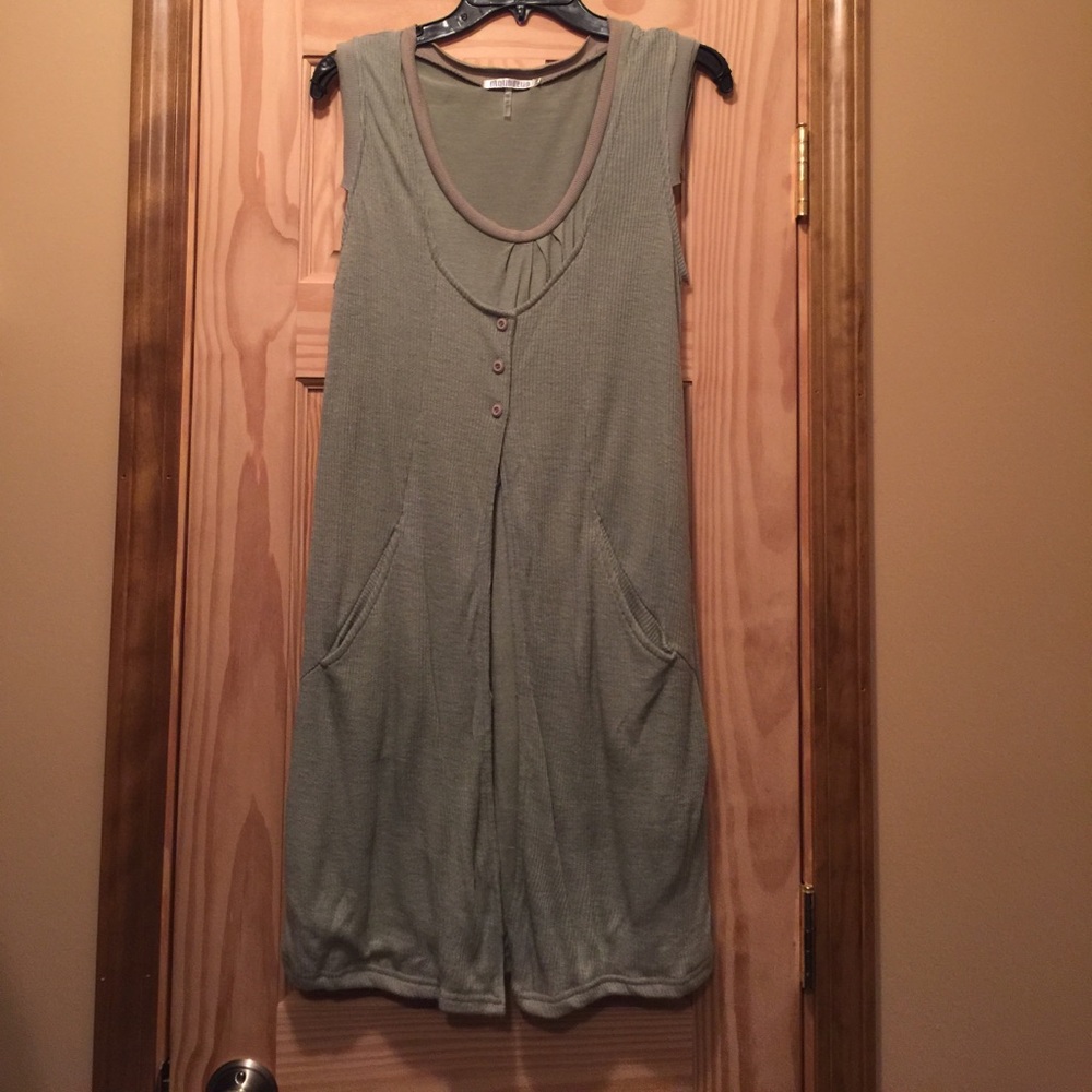 EUC Two Piece Dress Set Size Sm!!