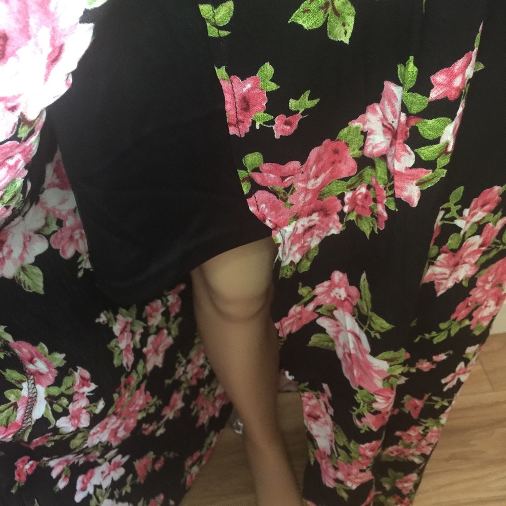 Boho Chic. Floral. Flirty. Maxi dress. - Picture 2 of 2