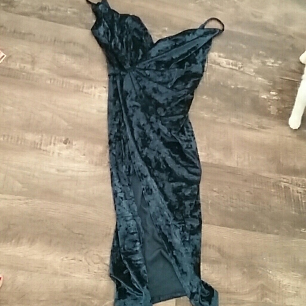 Blue dress with a slit down the side- ish