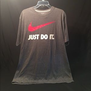 Nike XL SS tshirt