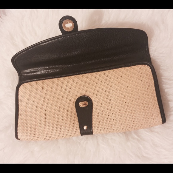 Raffia Clutch with Leather Trim NWOT - Picture 7 of 7