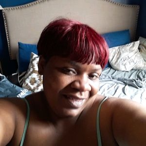 Meet your Posher, Tonia