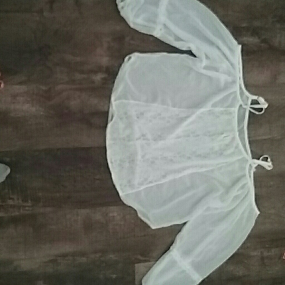 Flowy white shirt