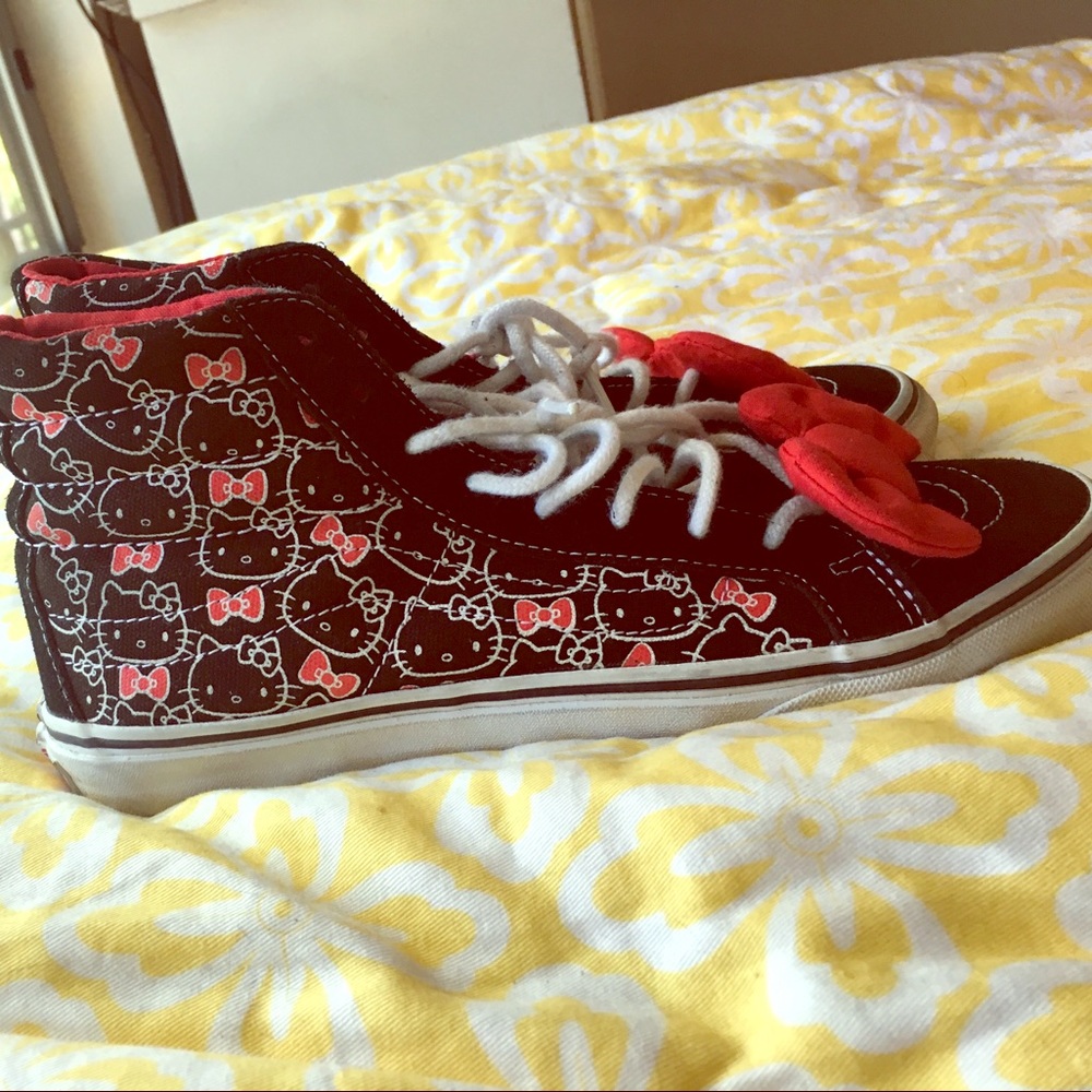 Hello Kitty vans