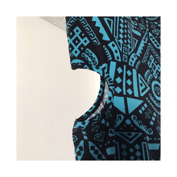 Blue dress with black tribal print🌵 - Picture 2 of 5