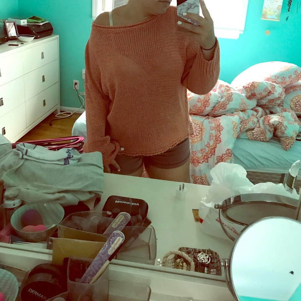 Brandy Melville sweater