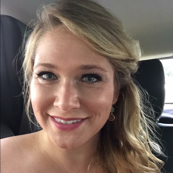 Meet your Posher, Jane - Picture 1 of 1