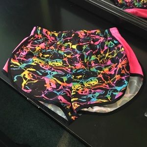 Shorts•Zone