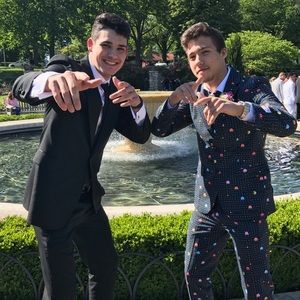 Meet your Posher, Phillip