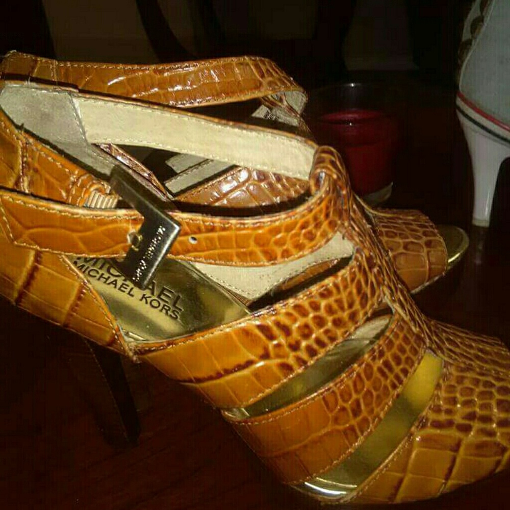 Dolce & gabanna platforms & Michael kors heels