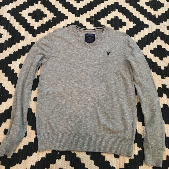 American Eagle Outfitters Other - American Eagle sweater (men's)