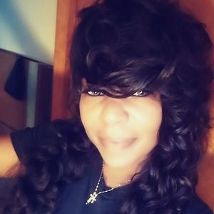 Meet your Posher, Latasha