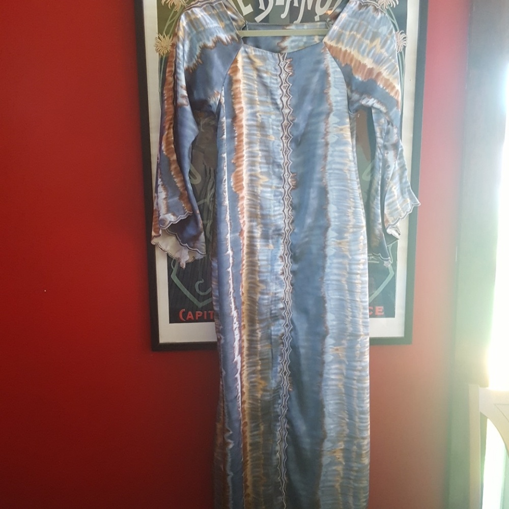 Trippy kimono style dress