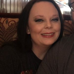 Meet your Posher, Iris