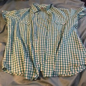 🔴 Country button up top