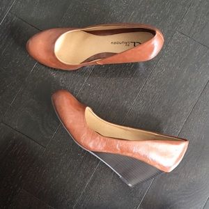 CL by Laundry Nima Wedge Pumps