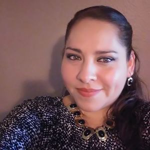 Meet your Posher, Josefina