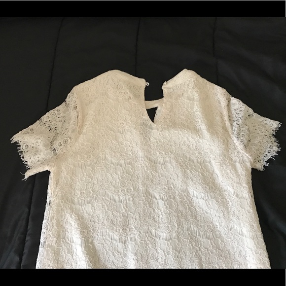 White dress - Picture 6 of 7