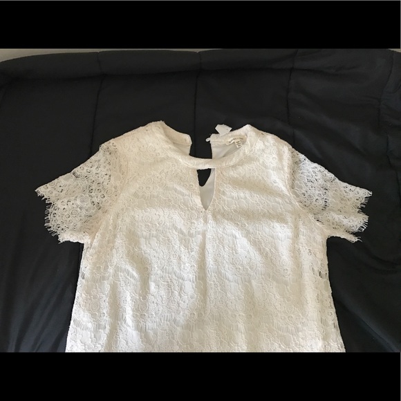 White dress - Picture 7 of 7