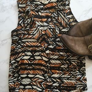 TRIBAL/TROPICAL PATTER TANK