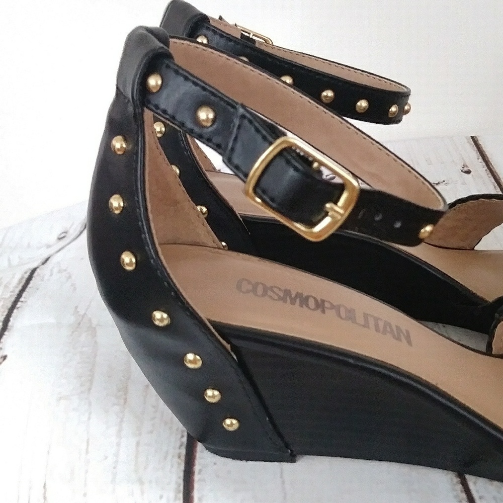 Low heel sandal