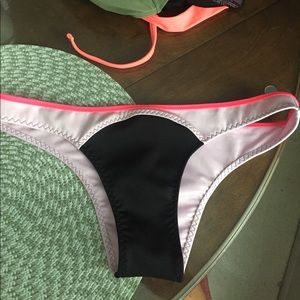 Victoria's Secret Itsy bottoms