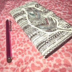 Galaxy S7 Edge Case with a stencil