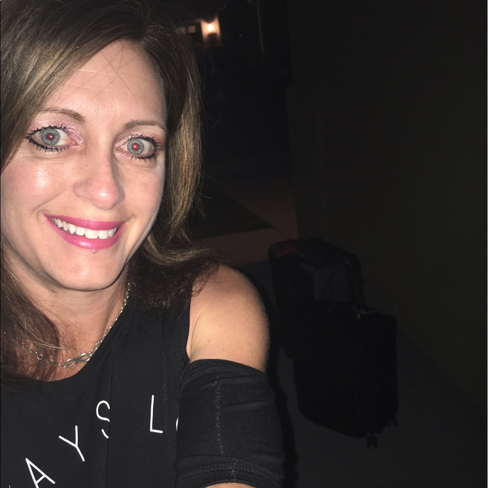 Meet your Posher, Tracy