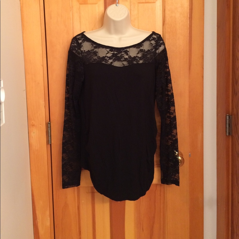 Beautiful black lace maternity top