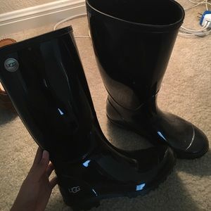 ugg rain boots