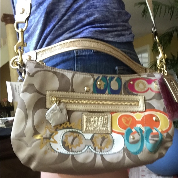 Retro Coach Shoulder/Cross-body/Hand Bag NWT - Picture 2 of 4