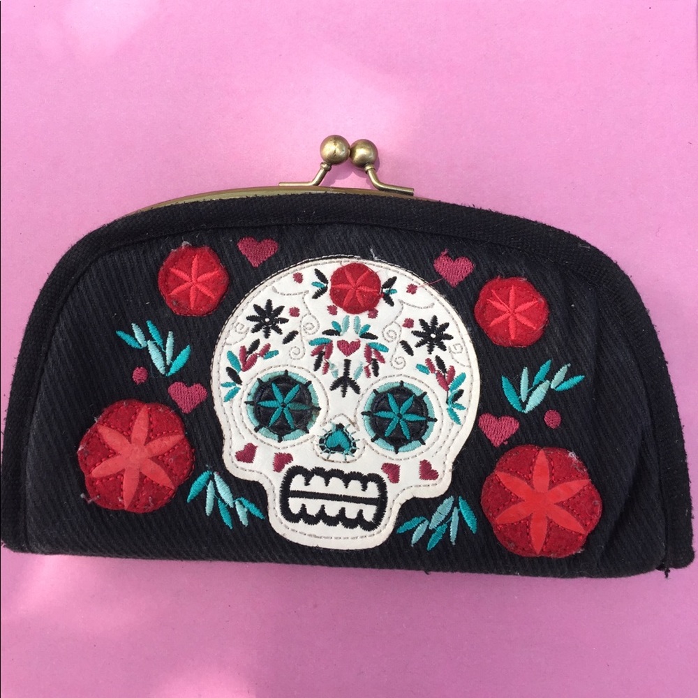 Loungefly wallet