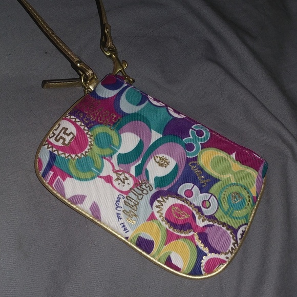 Coach purse - Picture 1 of 2