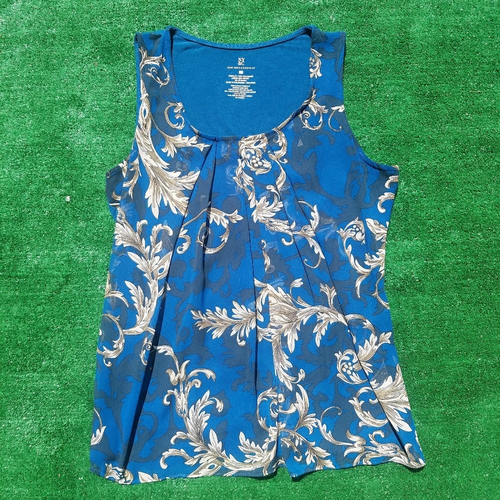 NY&Co sleeveless top