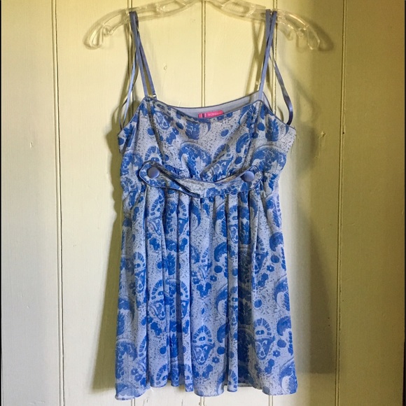 Adorable BCBGirls babydoll top! - Picture 1 of 4