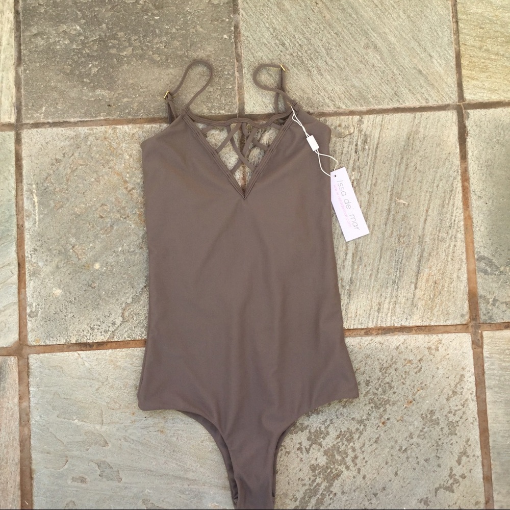 ($90 🅿️🅿️) Issa de' Mar Sao Paulo One Piece