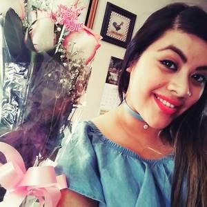 Meet your Posher, Stephanie