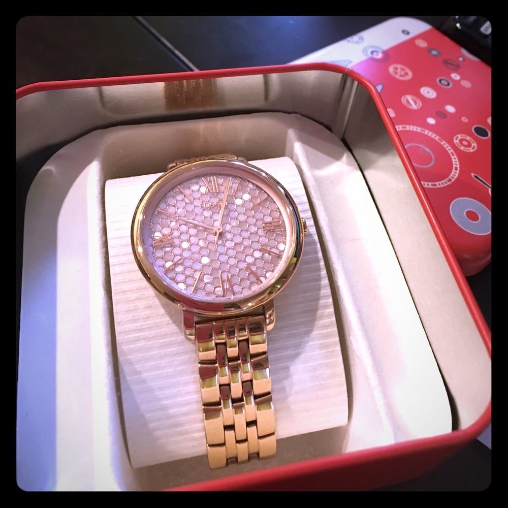 SALE! Today!! ✅ New Fossil Rose 🌹 gold watch ⌚️