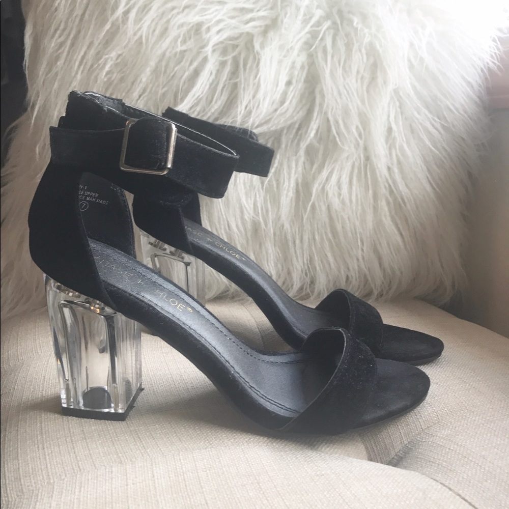 BLACK VELVET CLEAR HEELED SHOES