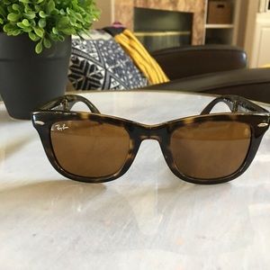 Ray Ban Folding Wayfarers