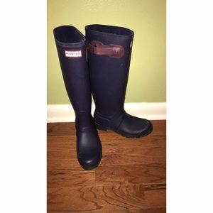 Authentic hunter rain boots