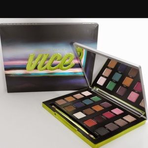 Urban Decay Vice 3 palette, like new