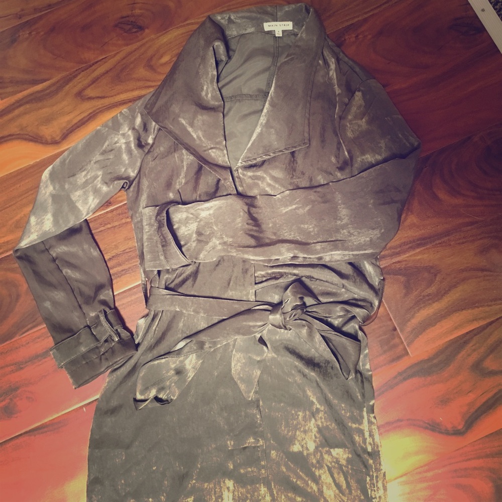 Silky Sleek LongGreen Caridigan