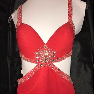 Red Cross-cross back prom dress size 2