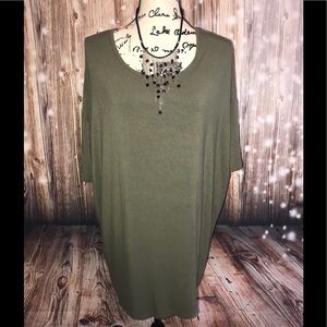 LuLaRoe Large Irma EUC