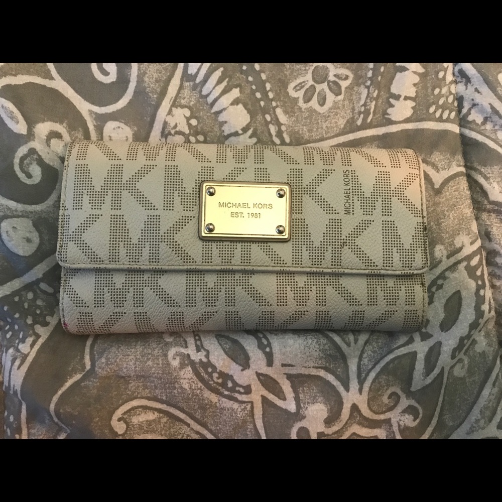 MICHAEL KORS LOGO Wallet