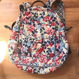 🌺DISCONTINUED VERA BRADLEY BACKPACK